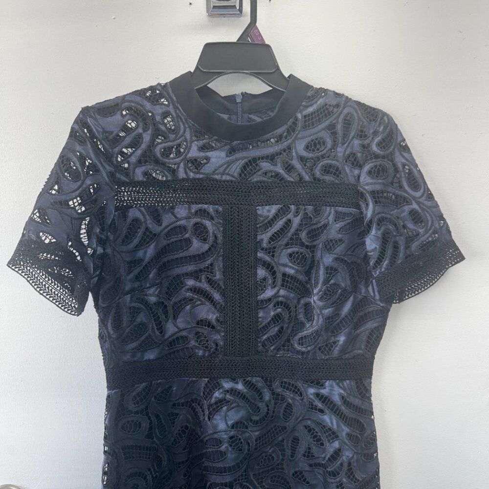 Antonio Melani Liva Black & Blue Lace Embroidered Fit & Flare Dress - Size 12 - Picture 16 of 16